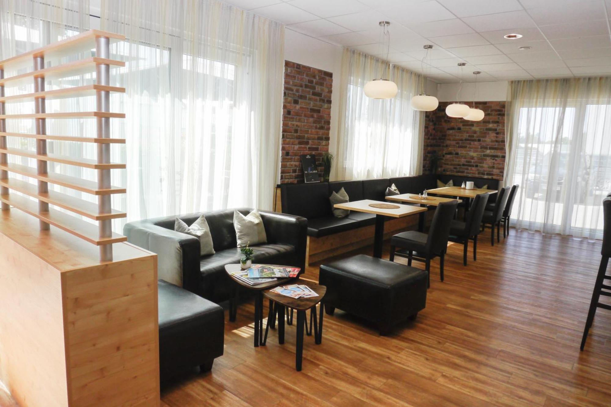 Plus Punkt Private Spa Weingarten  Eksteriør billede